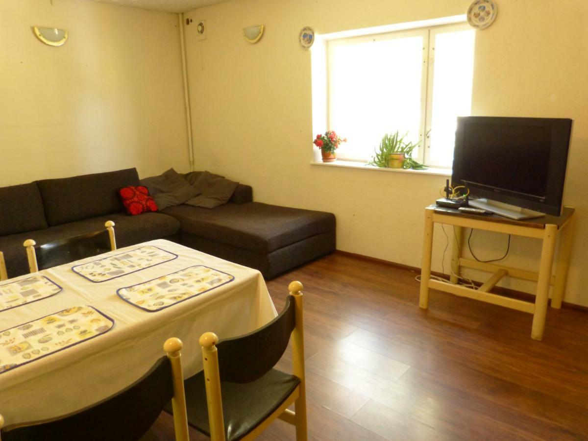 Viva Pirita Hostel タリン エクステリア 写真